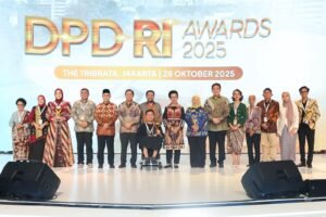 DPD Award 2025: Sultan B Najamudin Angkat Tokoh Daerah ke Panggung Nasional, Khofifah Raih Penghargaan DPD Award 2025: Sultan B Najamudin Angkat Tokoh Daerah ke Panggung Nasional, Khofifah Raih Penghargaan